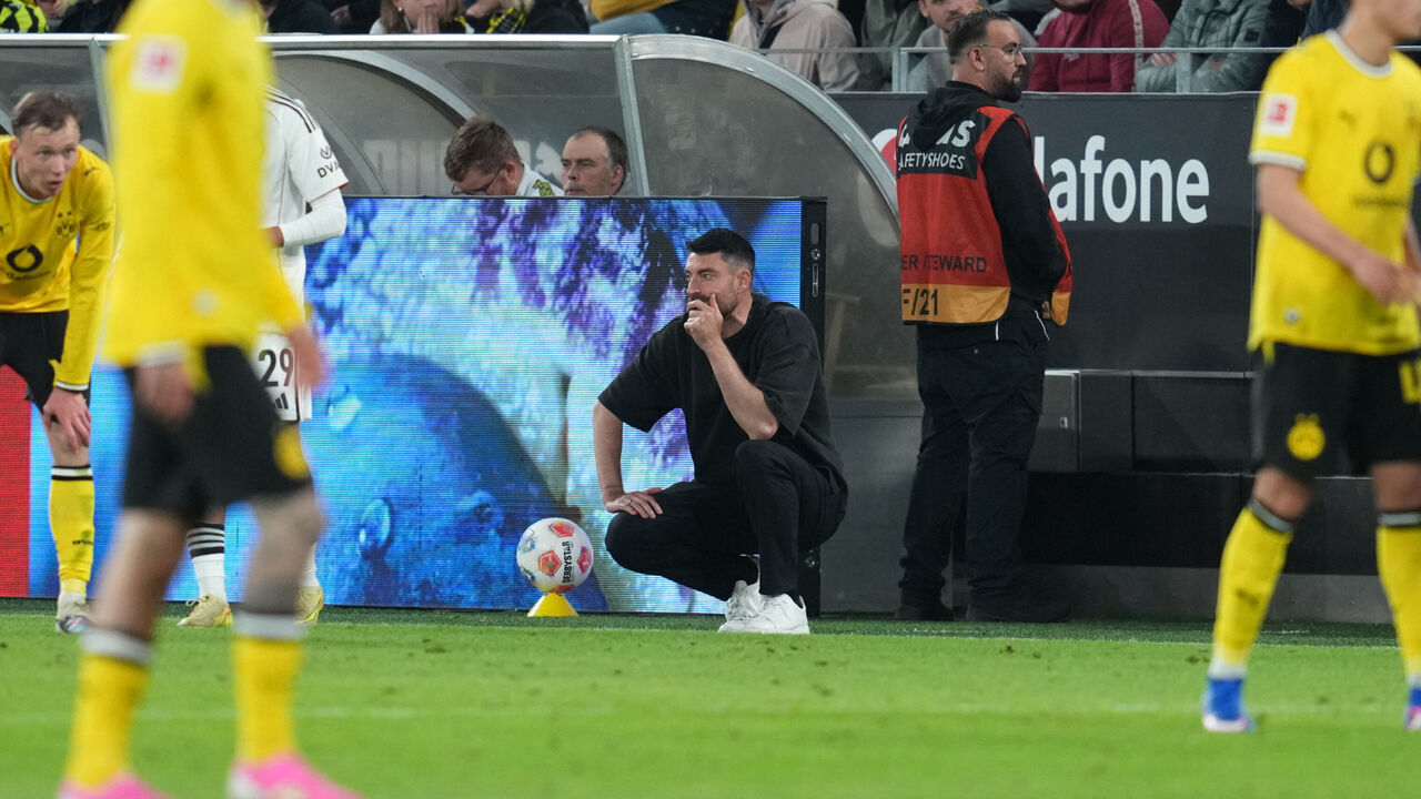 Albert Riera (Eintracht Frankfurt) looks on during match day 33 1.Bundesliga, Borussia Dortmund and Eintracht Frankfurt, Signal Iduna Park, Dortmund, Germany on May 08 2026.