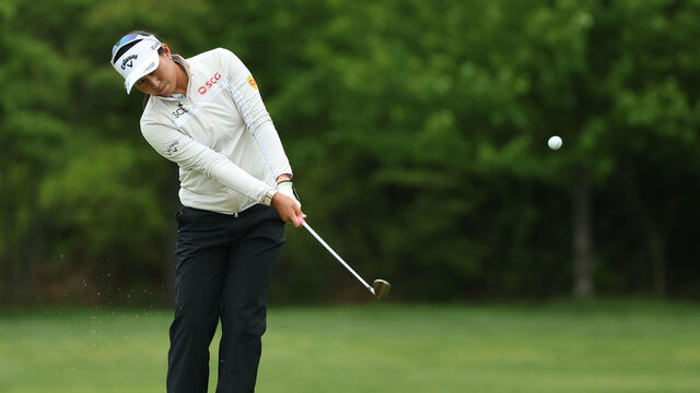 WEST CALDWELL, NEW JERSEY - MAY 09: Jeeno Thitikul of Thailand chips onto the 18th green during the third round of the Mizuho Americas Open 2026 at Mountain Ridge Country Club on May 09, 2026 in West Caldwell, New Jersey.