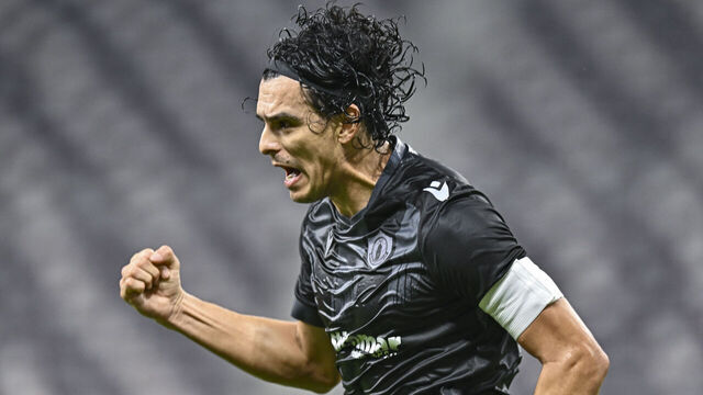 Andres Sebastian Soria of Qatar SC celebrates after scoring a goal during the Ooredoo Qatar Stars League 24/25 match between Qatar SC and Al-Gharafa SC at Khalifa International Stadium in Doha, Qatar, on September 22, 2024.