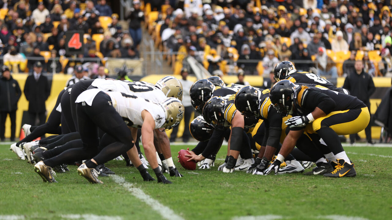 PITTSBURGH, PA - NOVEMBER 13: The Pittsburgh Steelers line up against the New Orleans Saints during an NFL football game at Acrisure Stadium on November 13, 2022 in Pittsburgh, Pennsylvania.