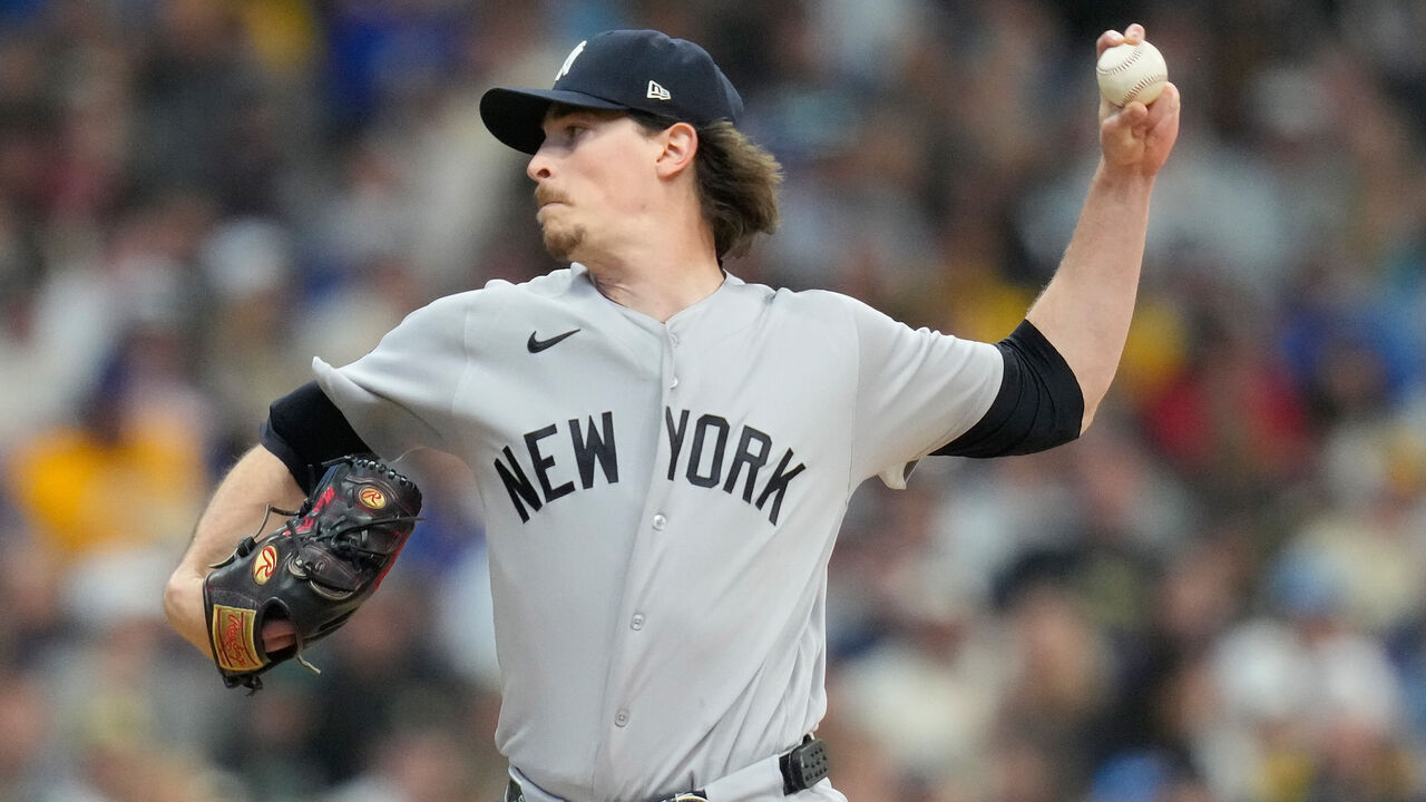 MILWAUKEE, WISCONSIN - MAY 08: Max Fried #54 of the New York Yankees throws a pitch in the second inning against the Milwaukee Brewers at American Family Field on May 08, 2026 in Milwaukee, Wisconsin.
