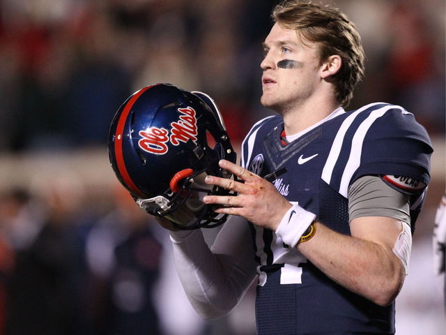 Ole Miss's Bo Wallace returns to game vs. Arkansas