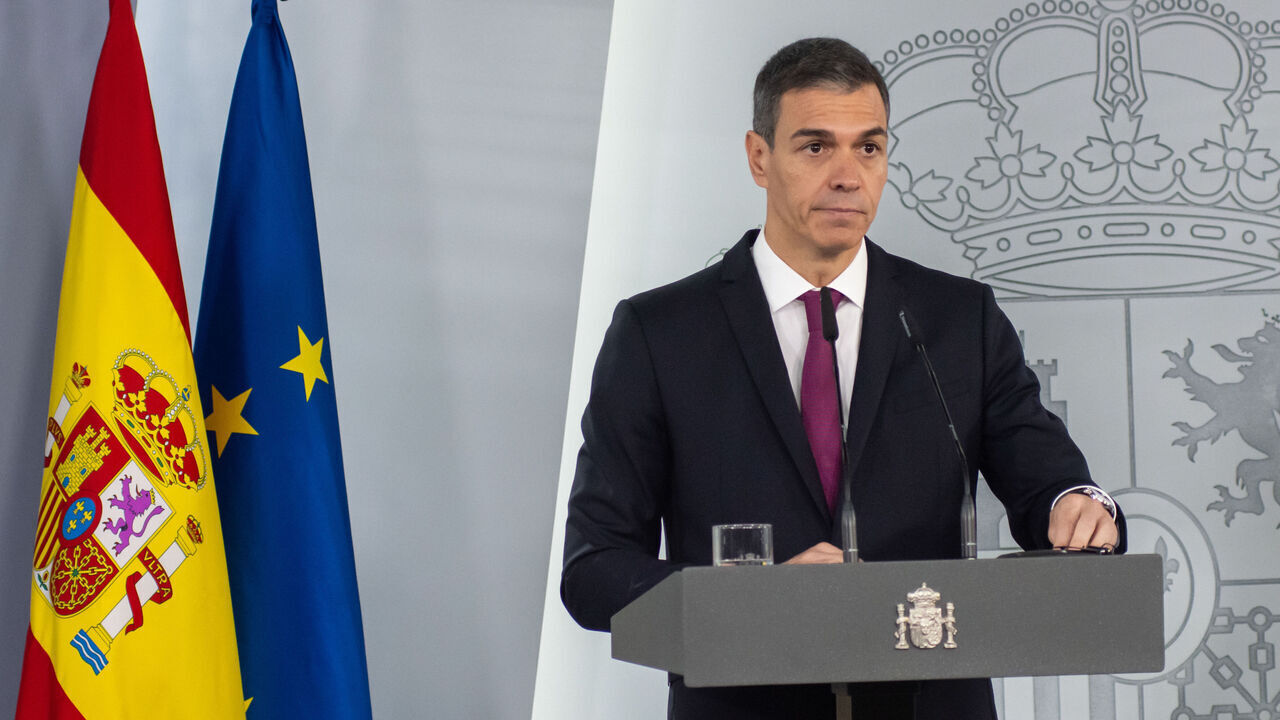 Spanish Prime Minister Pedro Sanchez meets with the Director-General of the World Health Organization, Tedros Adhanom Ghebreyesus, at the Moncloa Palace in Madrid, Spain, on May 12, 2026. They discuss the management of the hantavirus outbreak linked to the cruise ship ''MV Hondius.'' During the meeting and a subsequent press conference, Sanchez and Tedros describe the international operation coordinated by Spain and the WHO for the evacuation, health monitoring, and repatriation of affected passengers. They emphasize the importance of international cooperation and solidarity in responding to global health emergencies.