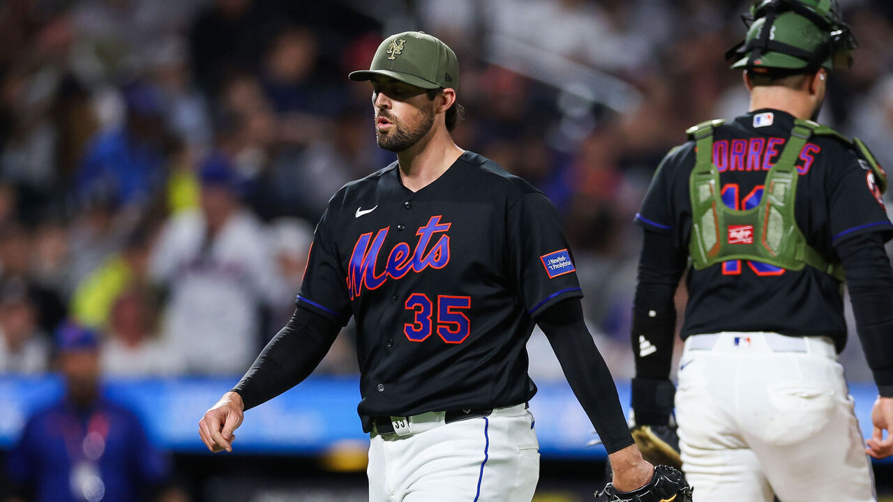 NEW YORK, NEW YORK - MAY 15: Clay Holmes #35 of the New York Mets walks off the mound after pitching during the fifth inning against the New York Yankees at Citi Field on May 15, 2026 in the Queens borough of New York City.