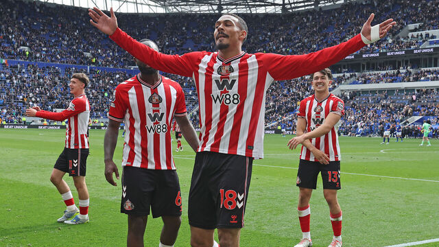 LIVERPOOL, ENGLAND - MAY 17: Wilson Isidor of Sunderland celebrates scoring the third Sunderland goal during the Premier League match between Everton and Sunderland at Hill Dickinson Stadium on May 17, 2026 in Liverpool, United Kingdom.