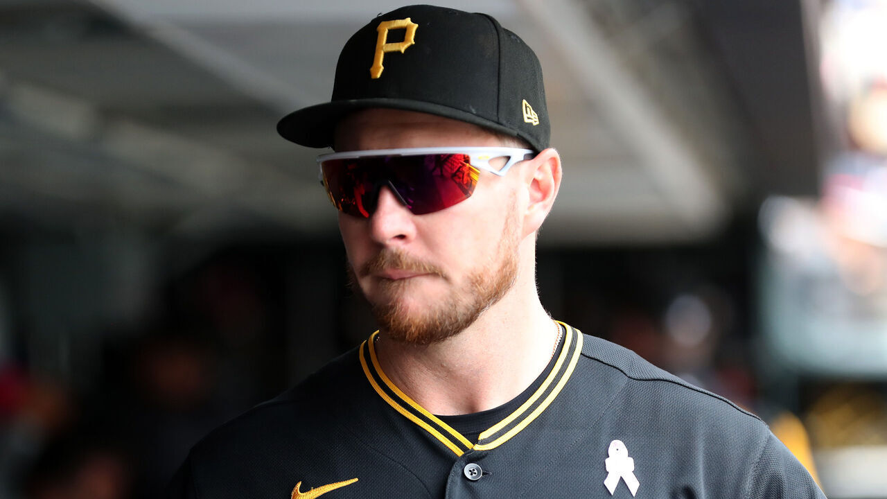 SAN FRANCISCO, CALIFORNIA - MAY 10: Ryan O'Hearn #29 of the Pittsburgh Pirates looks on before a baseball game against the San Francisco Giants at Oracle Park on May 10, 2026 in San Francisco, California.