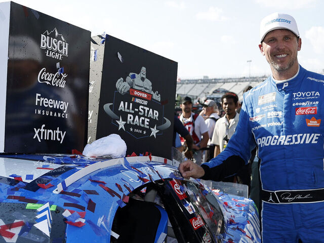 Hamlin beats teammate Briscoe at Dover for 2nd All-Star Rac…