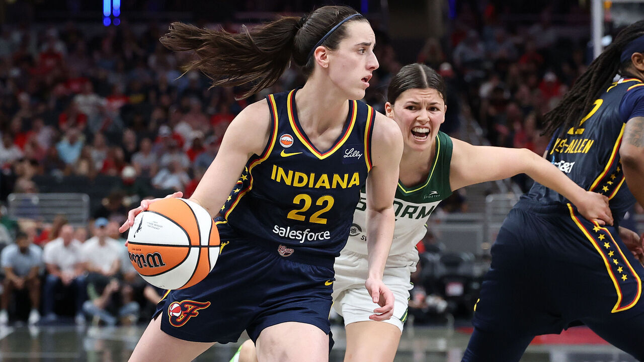 INDIANAPOLIS, INDIANA - MAY 17: Caitlin Clark #22 of the Indiana Fever dribbles the ball against the Seattle Storm at Gainbridge Fieldhouse on May 17 2026 in Indianapolis, Indiana. NOTE TO USER: User expressly acknowledges and agrees that, by downloading and or using this photograph, User is consenting to the terms and conditions of the Getty Images License