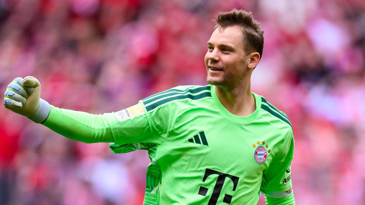 16 May 2026, Bavaria, Munich: Soccer, Men: Bundesliga, Bayern Munich - 1. FC Köln, Matchday 34, Allianz Arena. Manuel Neuer (Bayern Munich) celebrates after the 2:0 goal from Munich's Kane. Photo: Tom Weller/dpa - IMPORTANT NOTE: In accordance with the regulations of the DFL German Football League and the DFB German Football Association, it is prohibited to utilize or have utilized photographs taken in the stadium and/or of the match in the form of sequential images and/or video-like photo series.