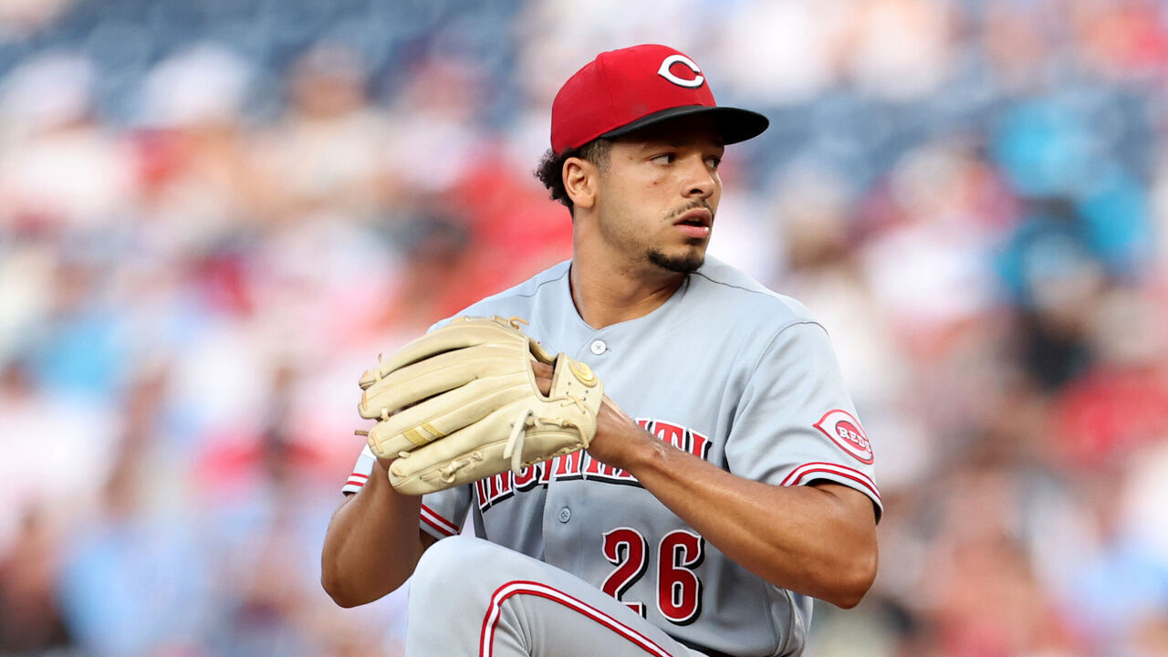 PHILADELPHIA, PENNSYLVANIA - MAY 19: Chase Burns #26 of the Cincinnati Reds pitches in the first inning during a game against the Philadelphia Phillies at Citizens Bank Park on May 19, 2026 in Philadelphia, Pennsylvania.