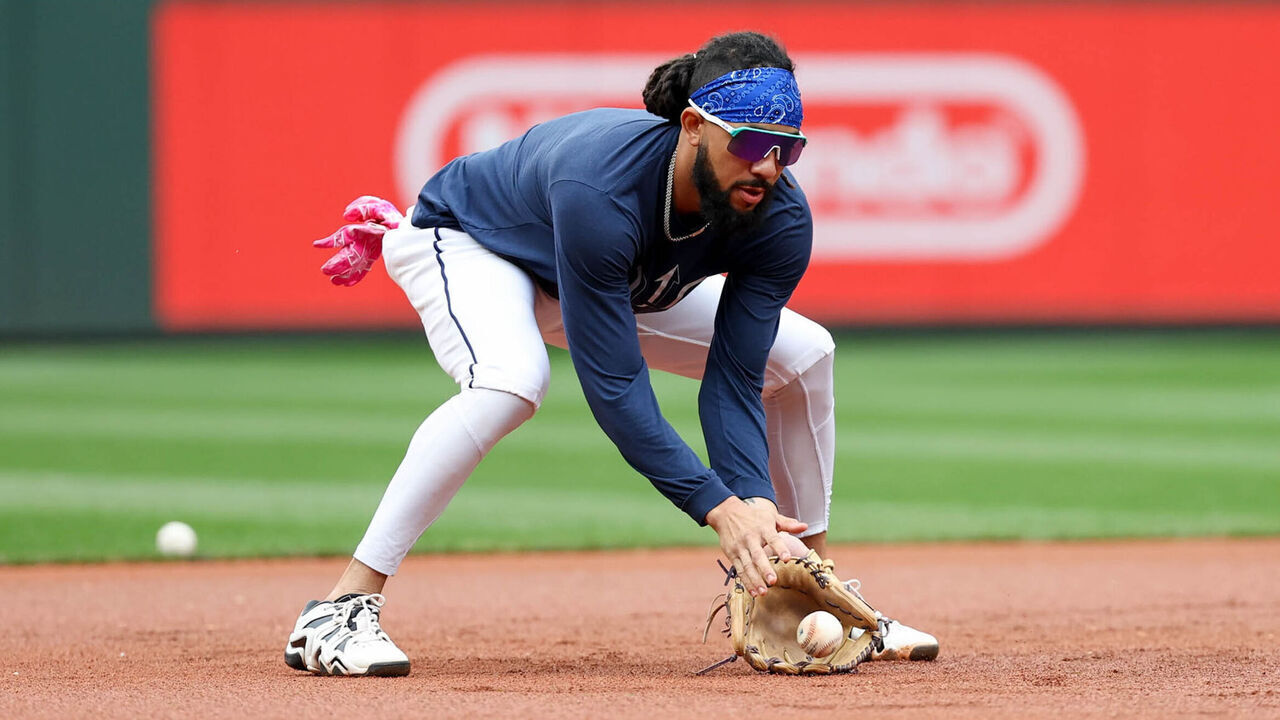 SEATTLE, WA - MAY 20: J.P. Crawford #3 of the Seattle Mariners fields a ground ball prior to the game between the Chicago White Sox and the Seattle Mariners at T-Mobile Park on Wednesday, May 20, 2026 in Seattle, Washington.