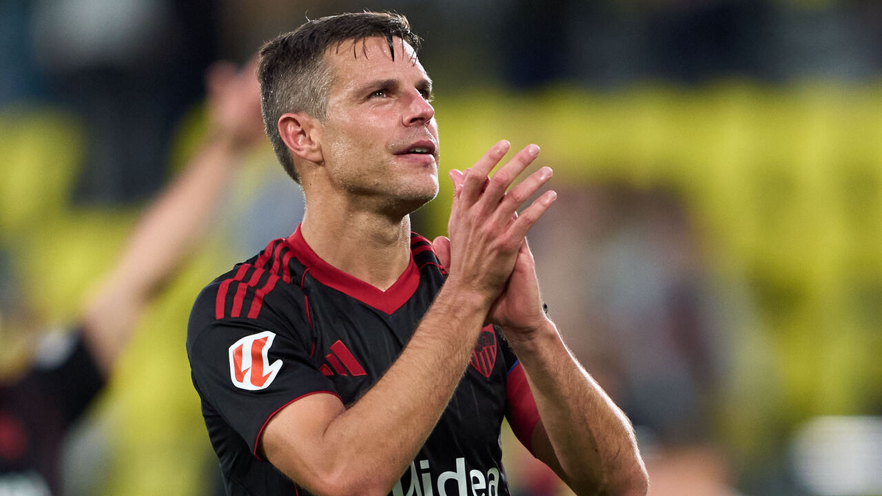 VILLARREAL, SPAIN - MAY 13: Cesar Azpilicueta of Sevilla FC celebrates at the end of the LaLiga EA Sports match between Villarreal CF and Sevilla FC at Estadio de la Ceramica on May 13, 2026 in Villarreal, Spain.
