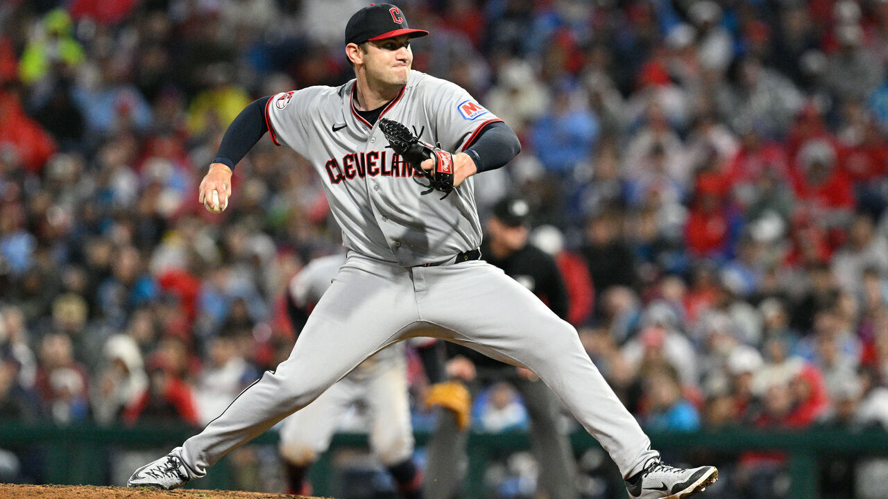 PHILADELPHIA, PA - MAY 22: Cleveland Guardians pitcher Gavin Williams #32 pitches the ball during the game between the Philadelphia Phillies and the Cleveland Guardians on May 22nd, 2026 at Citizens Bank Park in Philadelphia, PA.
