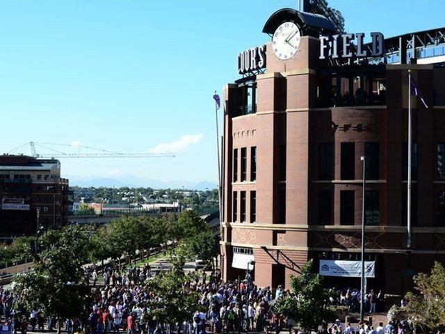 Report: Avalanche 'very likely' to host outdoor game at Coors Field next season