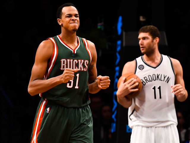 Bucks sign John Henson to reported 4-year, $44-million extension
