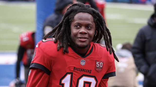 ORCHARD PARK, NEW YORK - NOVEMBER 16: Teddy Bridgewater #10 of the Tampa Bay Buccaneers looks on prior to the NFL 2025 game between Tampa Bay Buccaneers and Buffalo Bills at Highmark Stadium on November 16, 2025 in Orchard Park, New York.