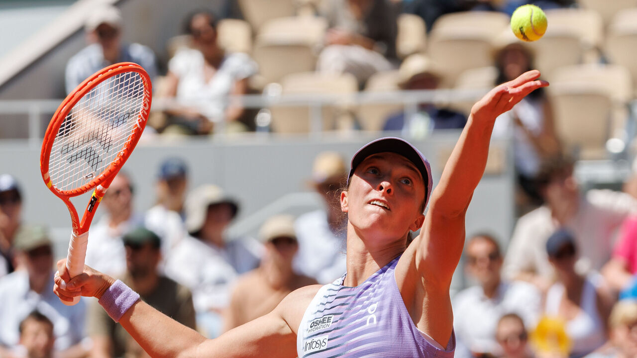 Paris, France - May 25: Iga Swiatek of Poland serves against Emerson Jones of Australia during Day Two of the 2026 French Open at Roland Garros on May 25, 2026 in Paris, France.