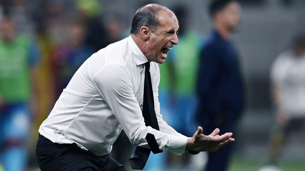 MILAN, ITALY - MAY 24: Massimiliano Allegri of Milan coach reacts during the Serie A match between AC Milan and Cagliari Calcio at Giuseppe Meazza Stadium on May 24, 2026 in Milan, Italy.