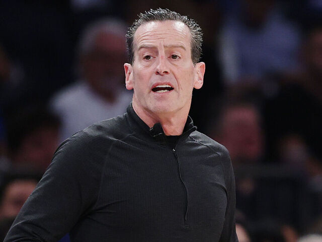 Report: Cavs retaining Atkinson despite ECF sweep