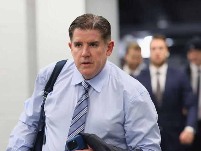 Report: Kings speak to Laviolette about coaching job