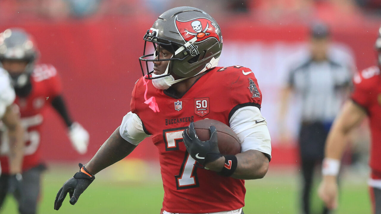 TAMPA, FL - DECEMBER 07: Tampa Bay Buccaneers Running Back Bucky Irving (7) carries the ball during the Regular Season game between the New Orleans Saints and the Tampa Bay Buccaneers on December 07, 2025 at Raymond James Stadium in Tampa, Florida.