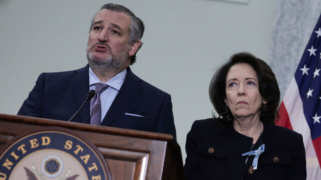 WASHINGTON, DC - DECEMBER 15: Sen. Ted Cruz (R-TX) (L) and Sen. Maria Cantwell (D-WA) hold a press conference with families who lost loved ones in the January 29, 2025 DCA plane crash on December 15, 2025 at the U.S. Capitol in Washington, DC. The bipartisan press conference covered the National Defense Authorization Act (NDAA) language changing military airspace policy.