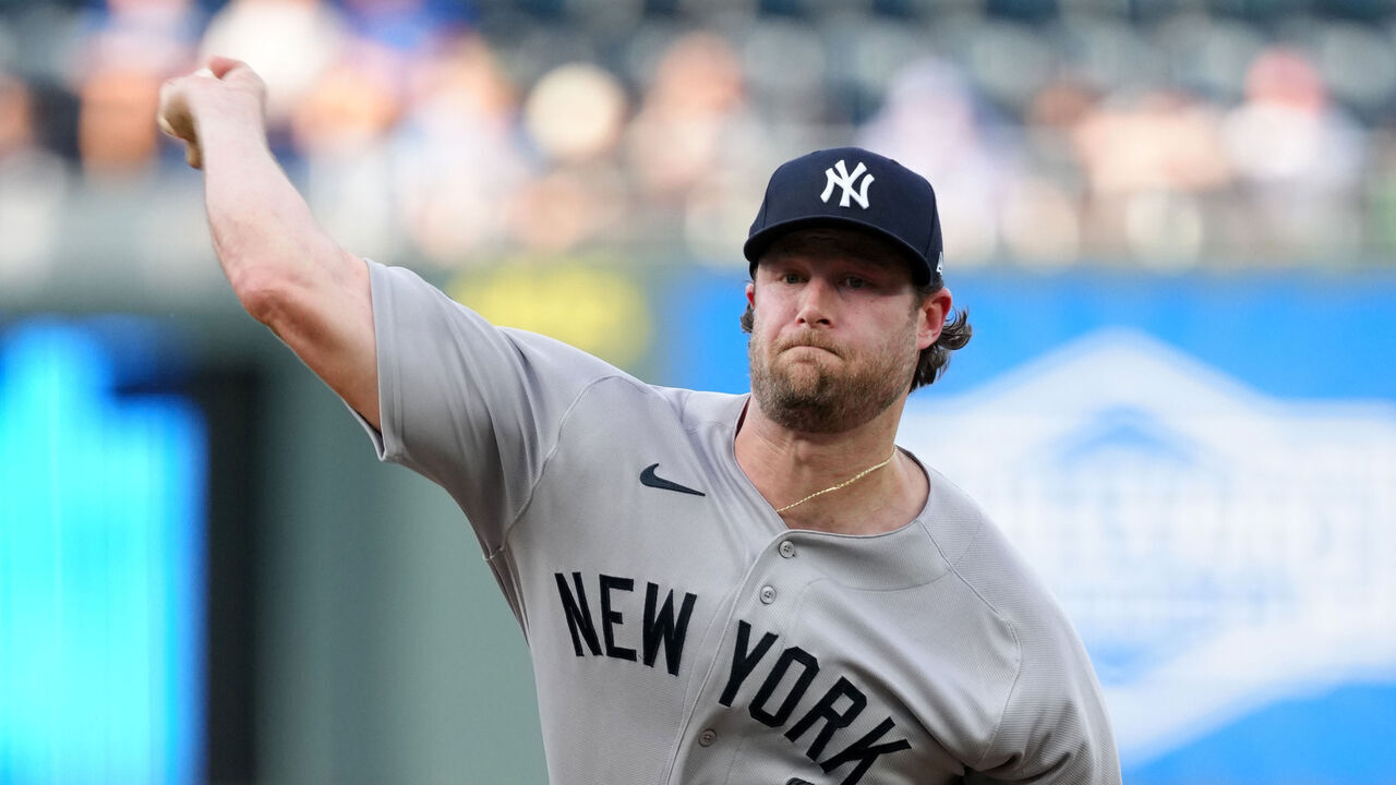 KANSAS CITY, MISSOURI - MAY 27: Gerrit Cole #45 of the New York Yankees throws in the first inning against the Kansas City Royals at Kauffman Stadium on May 27, 2026 in Kansas City, Missouri.