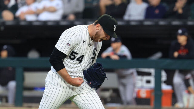 CHICAGO, ILLINOIS - MAY 27: David Sandlin #54 of the Chicago White Sox reacts during the sixth inning against the Minnesota Twins at Rate Field on May 27, 2026 in Chicago, Illinois.