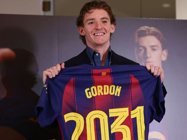 Barcelona sign Gordon from Newcastle in reported €80M deal | theScore