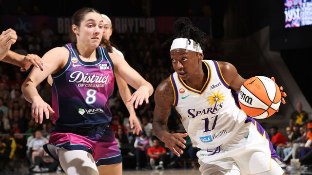 WASHINGTON, D.C. - MAY 29: Erica Wheeler #17 of the Los Angeles Sparks drives to the basket during the game against the Washington Mystics on May 29, 2026 at CareFirst Arena in Washington, D.C. Mandatory Copyright Notice: Copyright 2026 NBAE