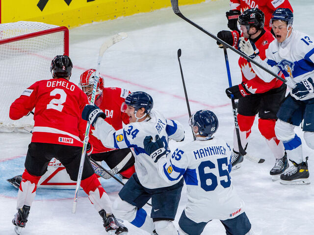 Canada to play for bronze at Worlds after loss to Finland