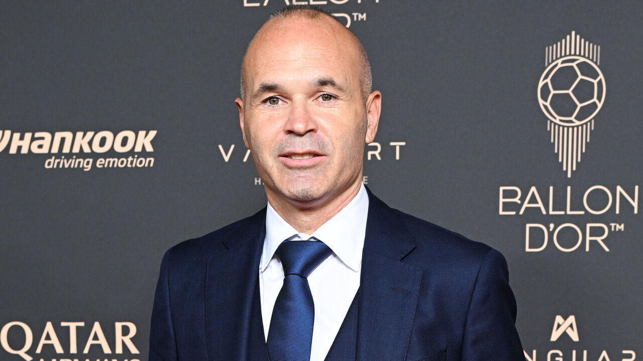 PARIS, FRANCE - SEPTEMBER 22: Andrés Iniesta attends the 69th Ballon D'Or Photocall at Theatre Du Chatelet on September 22, 2025 in Paris, France.