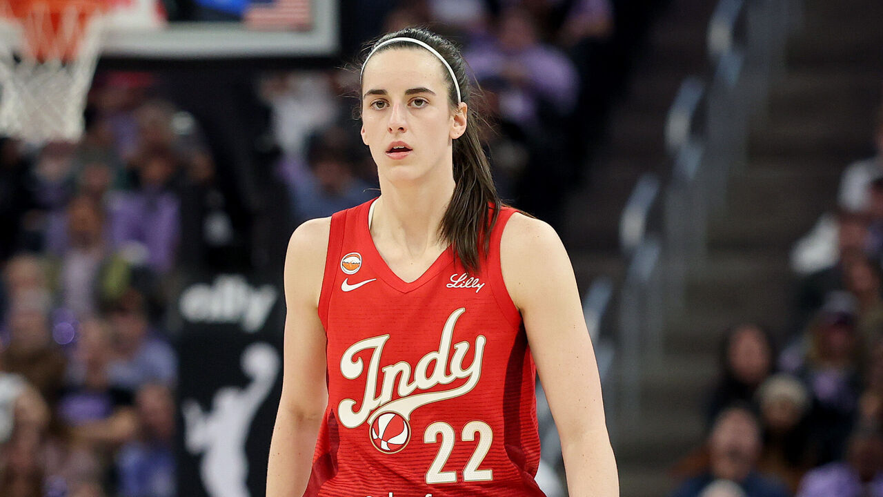 SAN FRANCISCO, CALIFORNIA - MAY 28: Caitlin Clark #22 of the Indiana Fever stands on the court during their game against the Golden State Valkyries at Chase Center on May 28, 2026 in San Francisco, California.