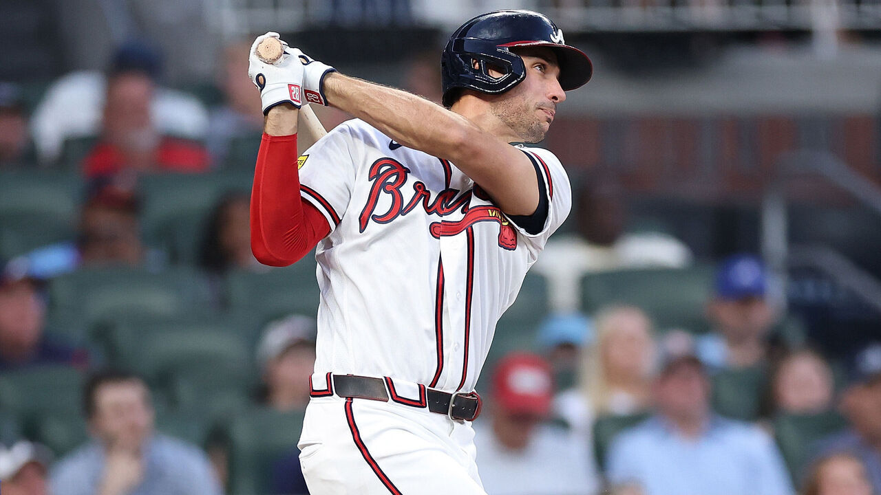 ATLANTA, GEORGIA - MAY 13: Matt Olson #28 of the Atlanta Braves hits a single in the fourth inning against the Chicago Cubs at Truist Park on May 13, 2026 in Atlanta, Georgia.