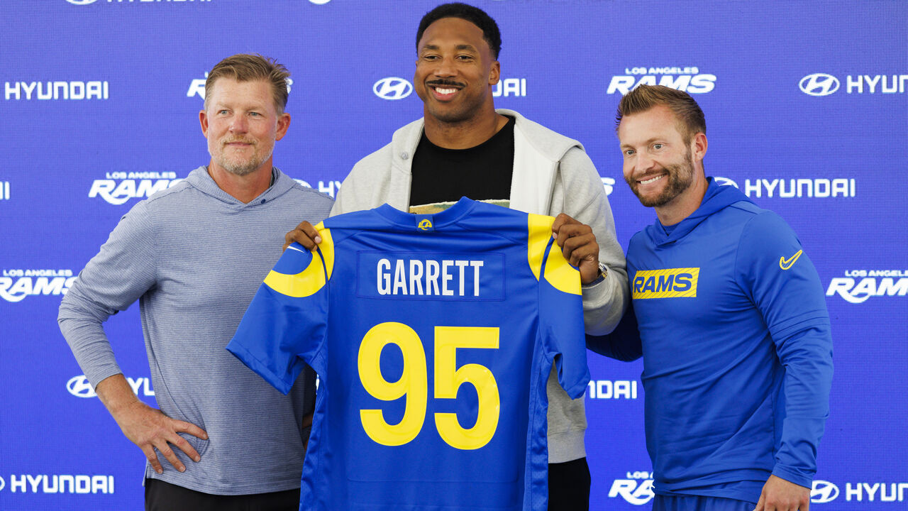 WOODLAND HILLS, CA - JUNE 02, 2026: General manager Les Snead, Myles Garrett and head coach Sean McVay of the Los Angeles Rams pose for a photo during a press conference at Rams training facility on Tuesday, June 2, 2026 in Woodland Hills, CA. (Ric Tapia / Los Angeles Times via Getty Images)