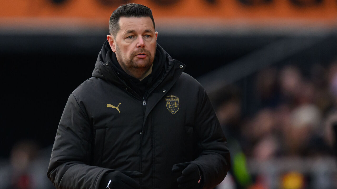 Lens' French head coach Pierre Sage reacts during the French L1 football match between FC Lorient and RC Lens at Yves-Allainmat stadium in Lorient, western France on March 14, 2026.