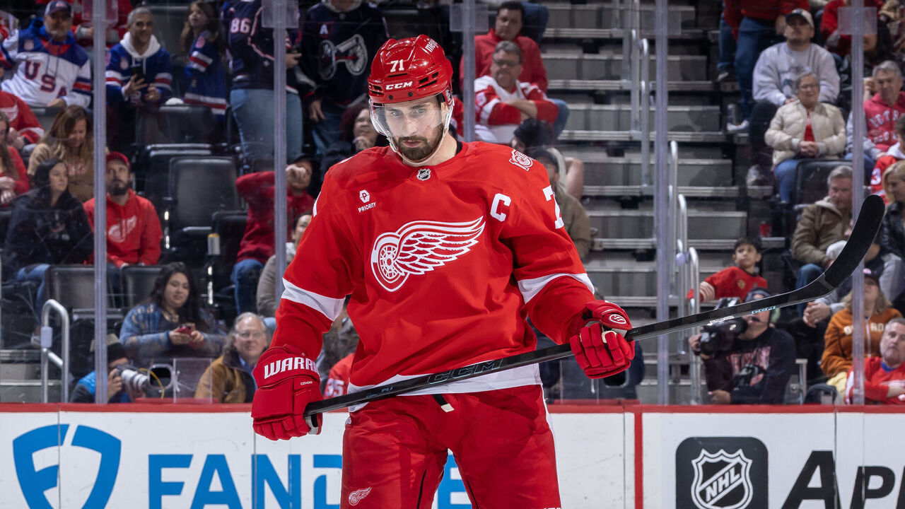 DETROIT, MICHIGAN - APRIL 07: Dylan Larkin #71 of the Detroit Red Wings gets ready for his shoot-out attempt on Jet Greaves #73 of the Columbus Blue Jackets (not pictured) during O.T. at Little Caesars Arena on April 7, 2026 in Detroit, Michigan. Columbus won 4-3 over Detroit in an O.T.-S.O.