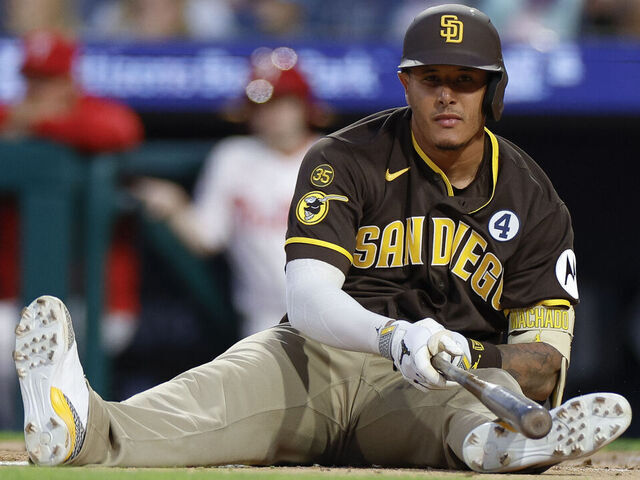 Machado: Slumping Padres are 'playing like dogshit'