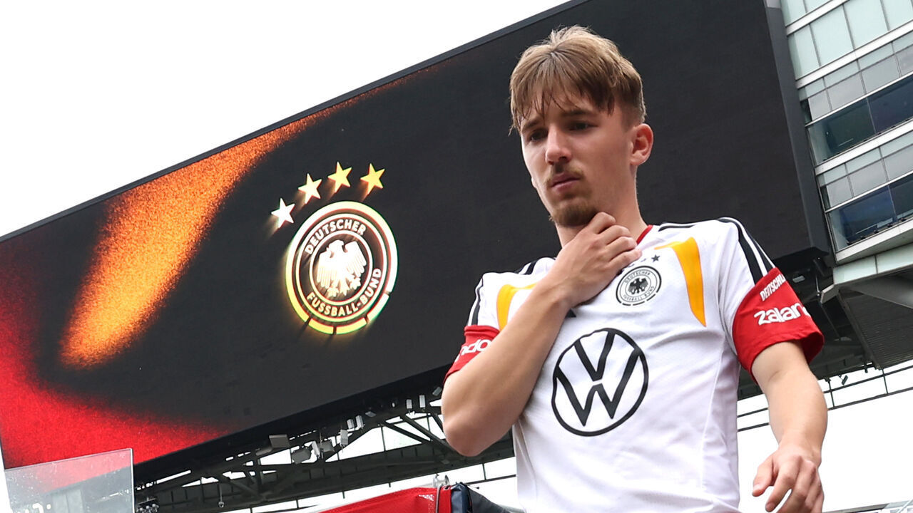 CHICAGO, ILLINOIS - JUNE 05: Lennart Karl of Germany arrives for a Team Germany Training session at Soldier Field on June 05, 2026 in Chicago, Illinois. Germany will face the United States in an international friendly match on June 6, 2026.