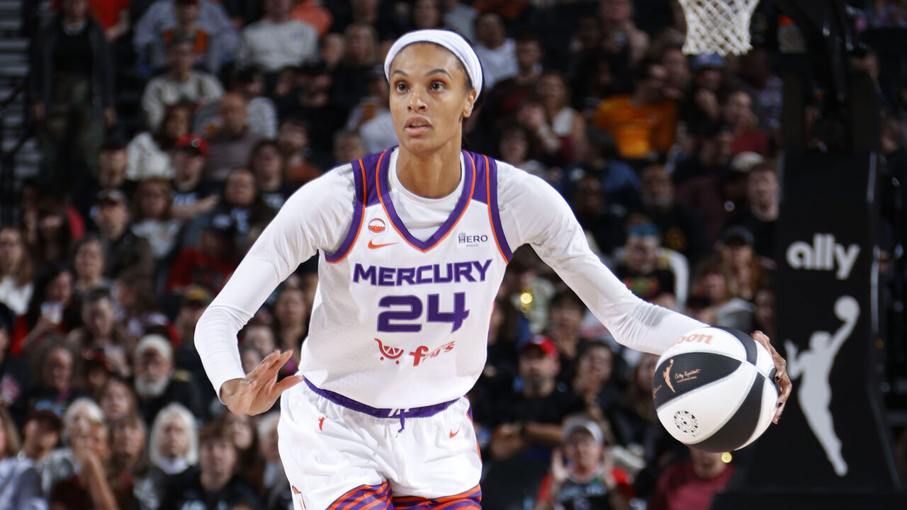 PORTLAND, OR - JUNE 5: DeWanna Bonner #24 of the Phoenix Mercury handles the ball during the game against the Portland Fire during the 2026 WNBA Commissioner's Cup on June 5, 2026 at Moda Center in Portland, Oregon. Mandatory Copyright Notice: Copyright 2026 NBAE