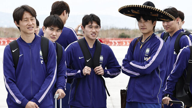 Korea Republic's players arrive at the Guadalajara International Airport Miguel Hidalgo on the outskirts of Guadalajara, Mexico on June 5, 2026, ahead of the FIFA 2026 World Cup football tournament.