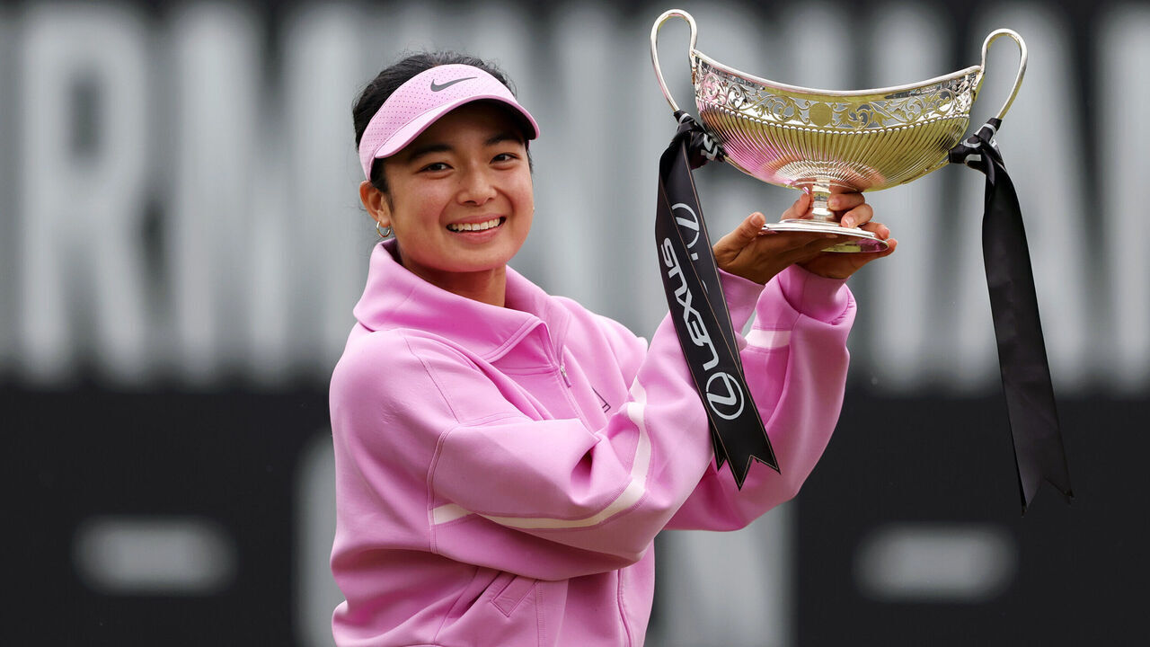 BIRMINGHAM, ENGLAND - JUNE 07: Alexandra Eala of Philippines poses for a photo with the winners trophy after victory over Nikola Bartunkova of Czechia in the Women's Singles Final on Day 7 of the Lexus Birmingham Open at Edgbaston Priory Club on June 07, 2026 in Birmingham, England.