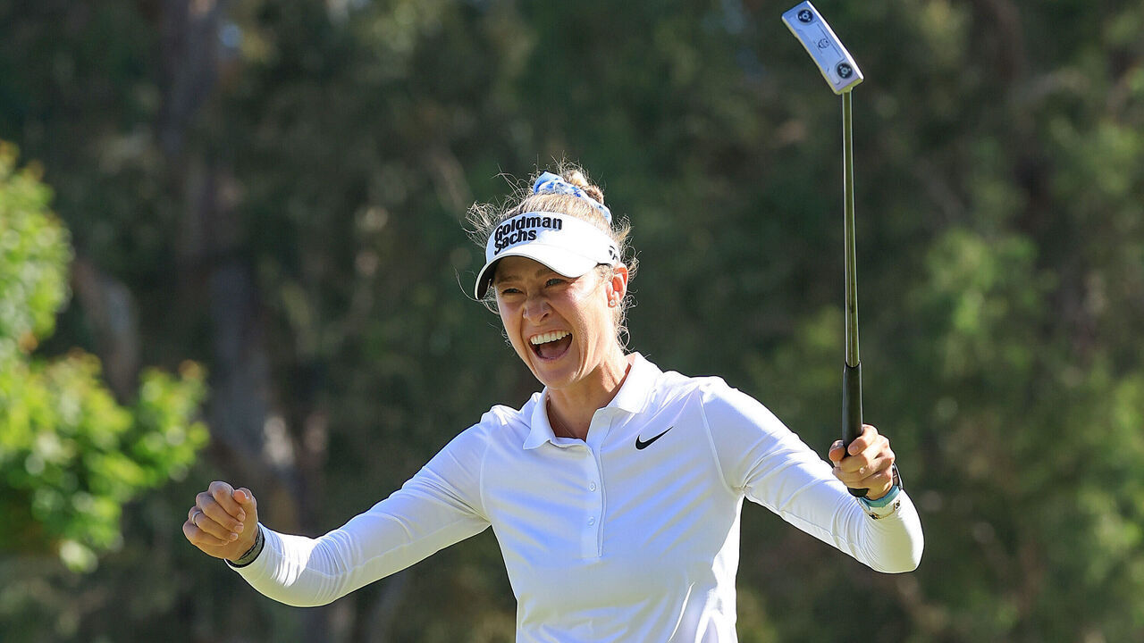PACIFIC PALISADES, CALIFORNIA - JUNE 07: Nelly Korda of The United States celebrates holing the winning putt on the 18th green to secure her one shot victory during the final round of the U.S. Women's Open presented by Ally 2026 at Riviera Country Club on June 07, 2026 in Pacific Palisades, California.