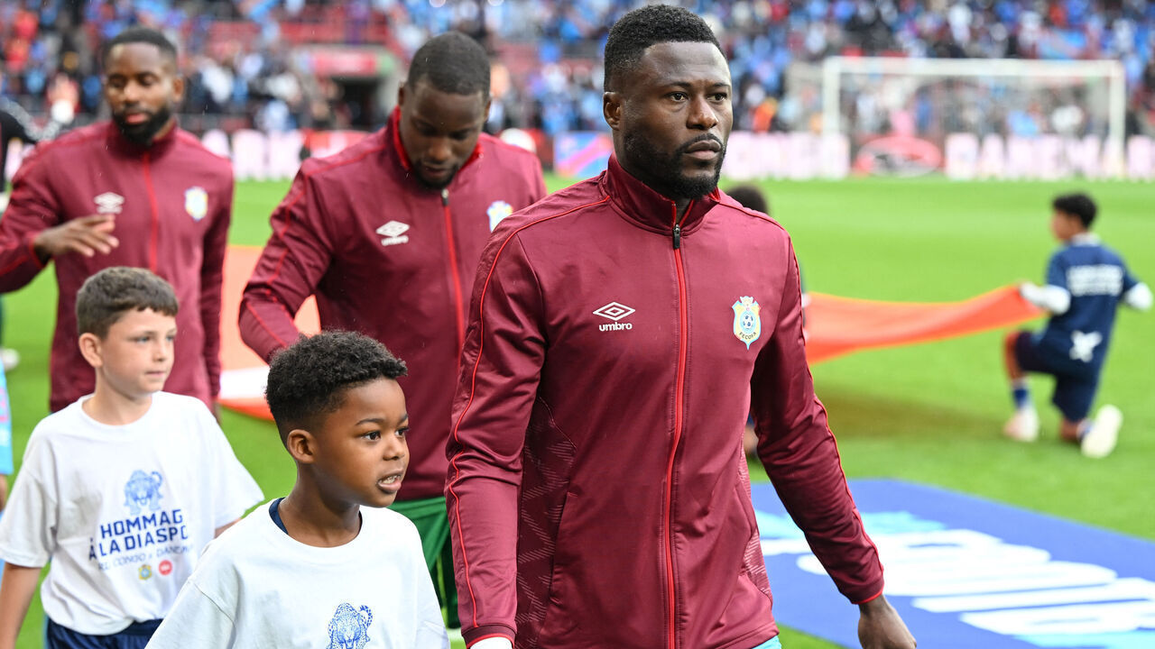 Congo's defender #22 Chancel Mbemba enters the pitch prior to the international friendly football match between Denmark and DR Congo ahead of the 2026 FIFA World Cup football tournament at the Stade Maurice Dufrasne in Liege on June 3, 2026.