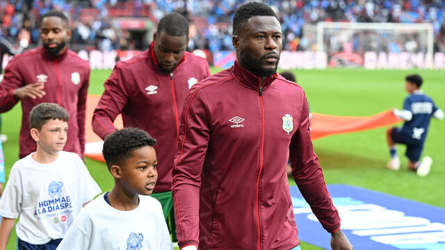 Congo's defender #22 Chancel Mbemba enters the pitch prior to the international friendly football match between Denmark and DR Congo ahead of the 2026 FIFA World Cup football tournament at the Stade Maurice Dufrasne in Liege on June 3, 2026.
