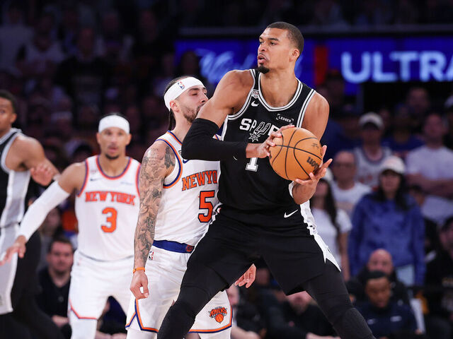 Spurs down Knicks at MSG to take Game 3 of Finals