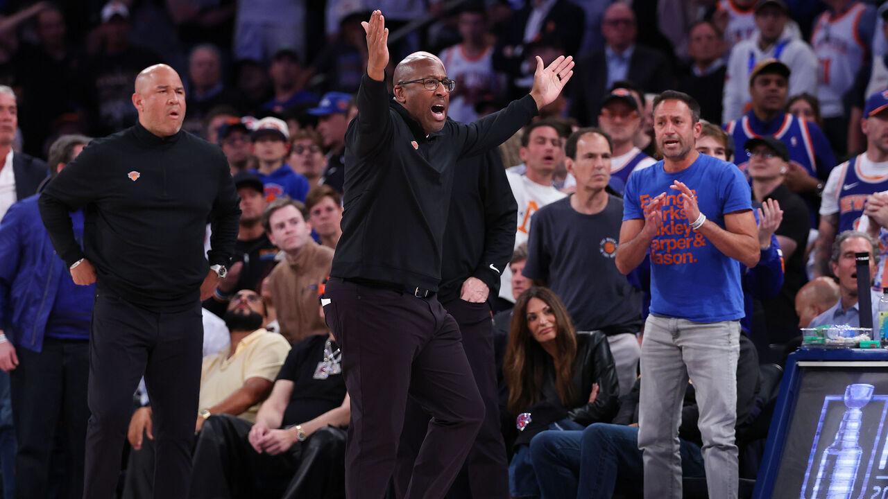 NEW YORK, NEW YORK - JUNE 08: Head coach Mike Brown of the New York Knicks reacts during the fourth quarter against the San Antonio Spurs in Game Three of the 2026 NBA Finals at Madison Square Garden on June 08, 2026 in New York City.