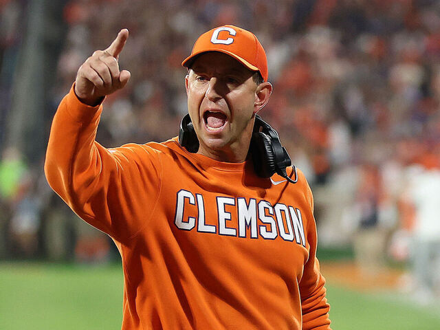 Clemson's Swinney not retiring anytime soon: 'I'm just gett…