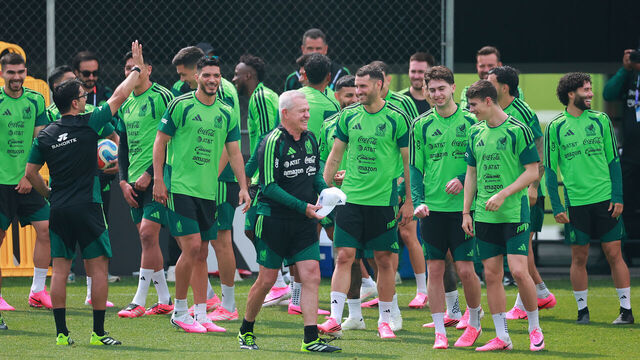 MEXICO CITY, MEXICO - JUNE 08: Javier Aguirre, coach of Mexico with his players during a training session ahead of FIFA World Cup 2026 at CAR on June 08, 2026 in Mexico City, Mexico.
