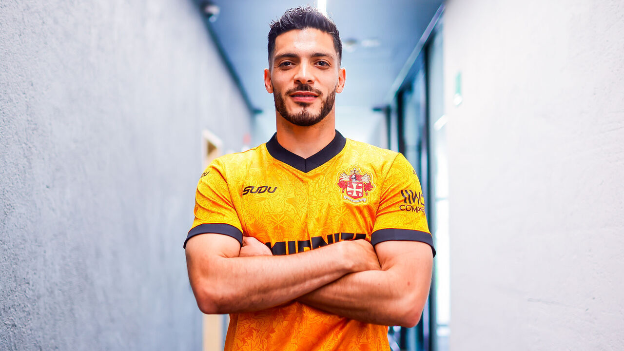 WOLVERHAMPTON, ENGLAND - JUNE 09: Raul Jimenez poses for a photo after he signs a contract with Wolverhampton Wanderers at Sir Jack Hayward Training Ground on June 09, 2026 in Wolverhampton, England.